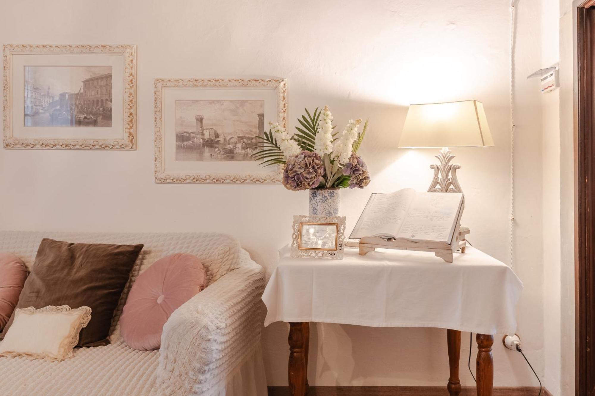Appartement La Finestra Sul Borgo Dimora Storica à Laterina Extérieur photo