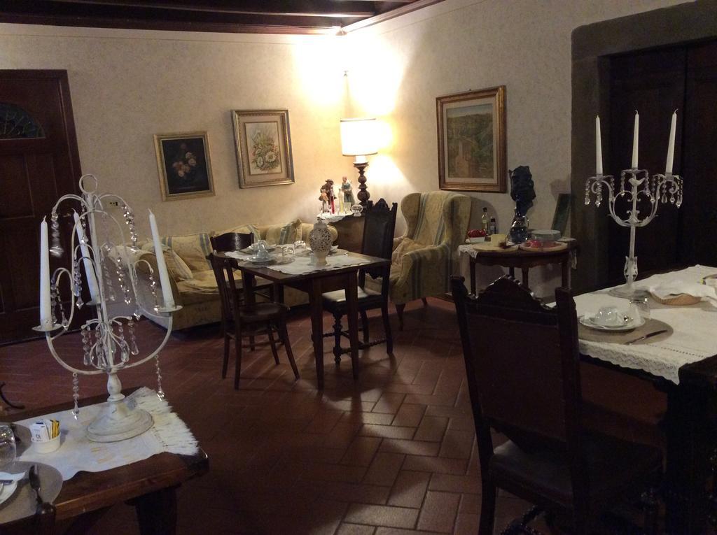 Appartement La Finestra Sul Borgo Dimora Storica à Laterina Extérieur photo